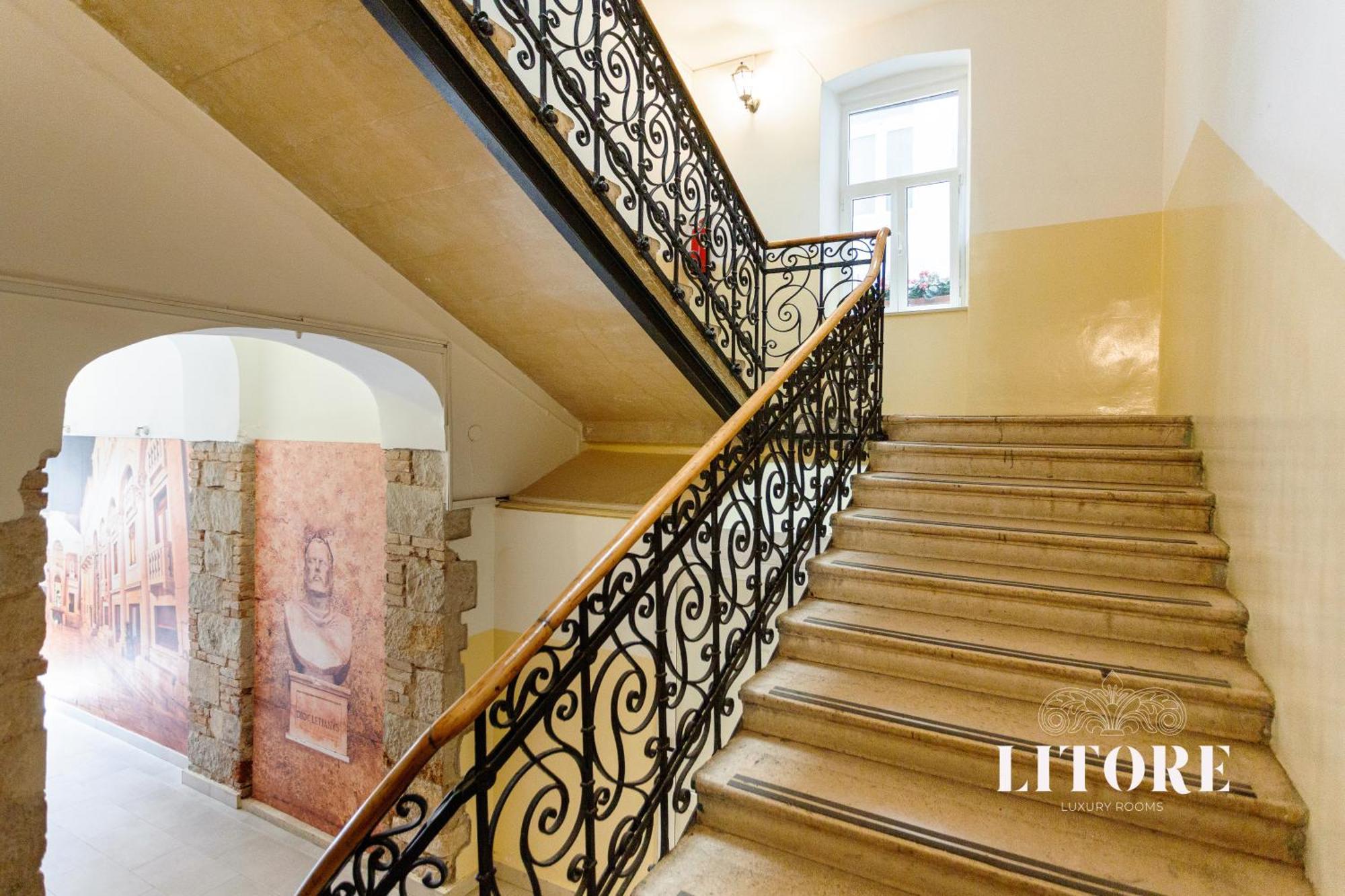 Litore Luxury Rooms Maestral Split Exterior photo